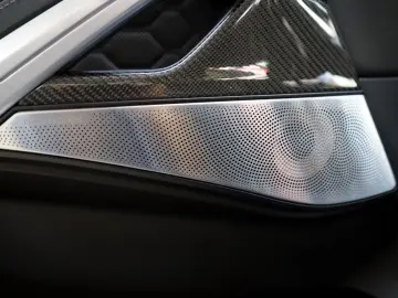 BMW X6 M Competition Hamann 3xTV ACC B&W Pano SKY 23