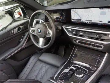 BMW X5 30xd M Sport Pro 3xTV 360 ACC H&K Luftfe Pano