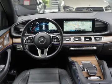 MERCEDES-BENZ GLE 300d 4M Exclusive 3xTV 360 Distr P…
