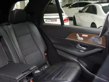 MERCEDES-BENZ GLE 300d 4M Exclusive 3xTV 360 Distr P…