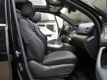 MERCEDES-BENZ GLE 300d 4M Exclusive 3xTV 360 Distr P…