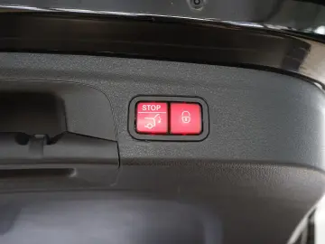 MERCEDES-BENZ GLE 300d 4M Exclusive 3xTV 360 Distr P…