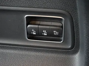 MERCEDES-BENZ GLE 300d 4M Exclusive 3xTV 360 Distr P…