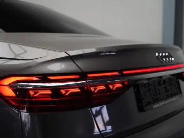 AUDI A8 50TDI LANG quattro PANO B&O Nachtsicht LUFT
