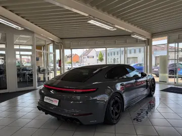 PORSCHE Panamera Turbo S E-Hybrid