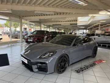 PORSCHE Panamera Turbo S E-Hybrid