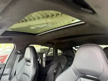 PORSCHE Panamera Turbo S E-Hybrid