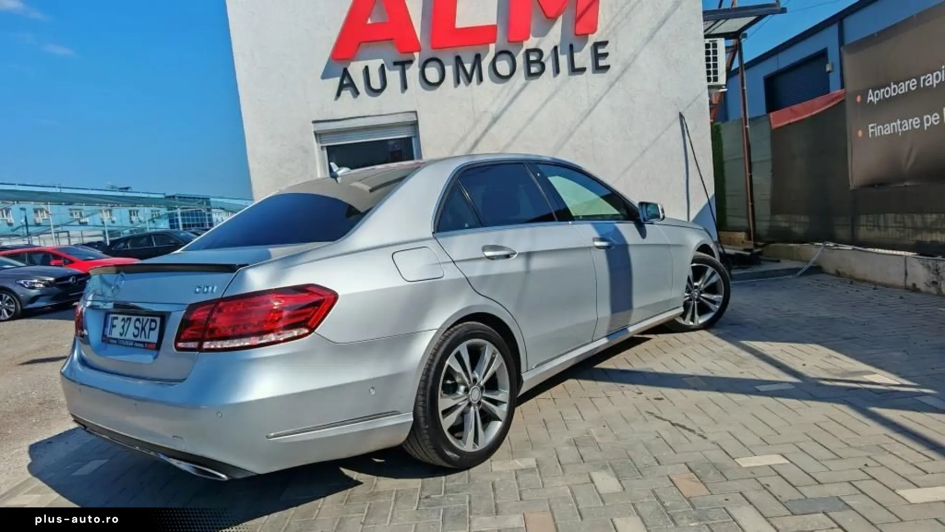 Mercedes-Benz E