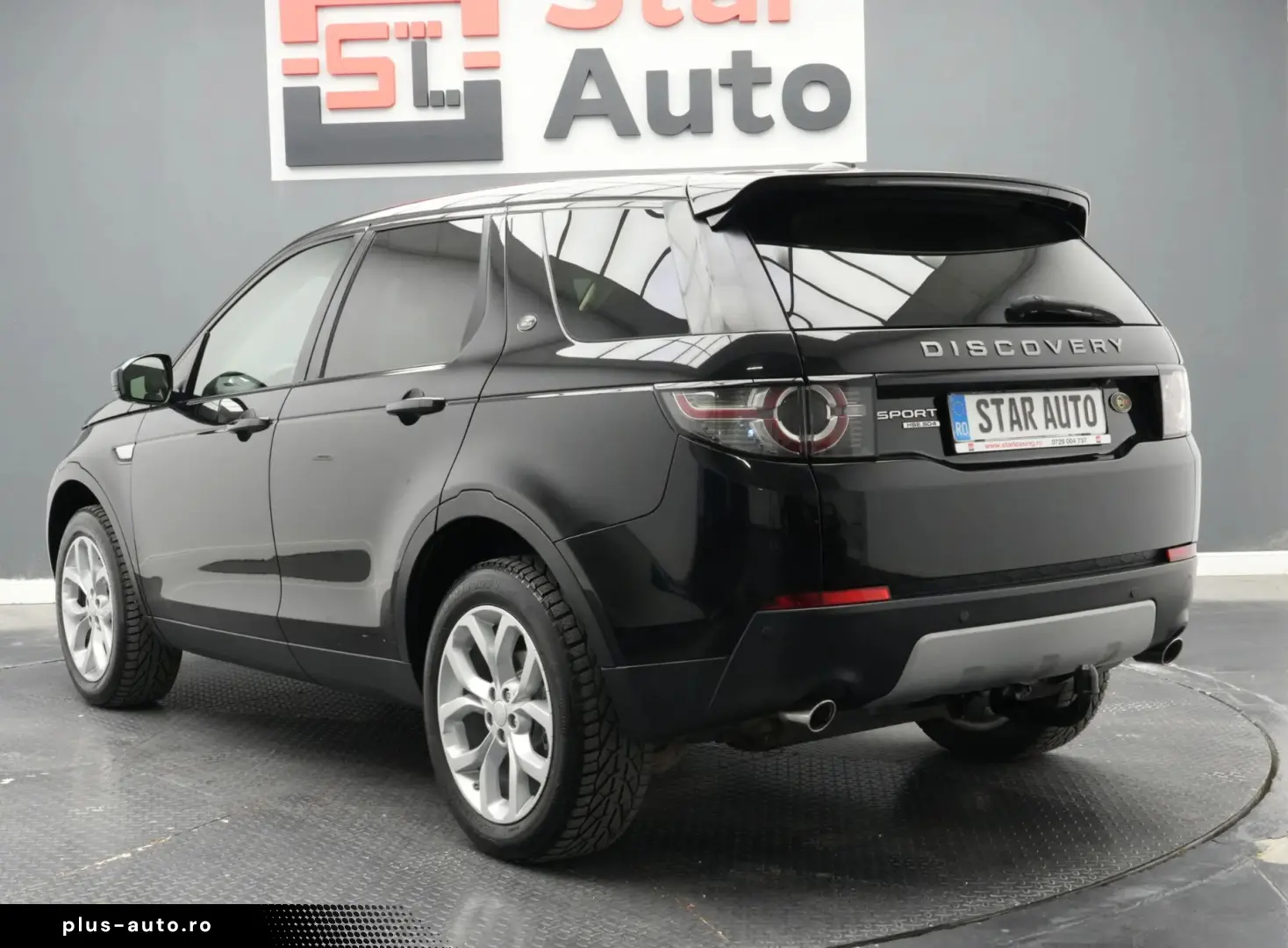 Land-Rover Discovery-Sport
