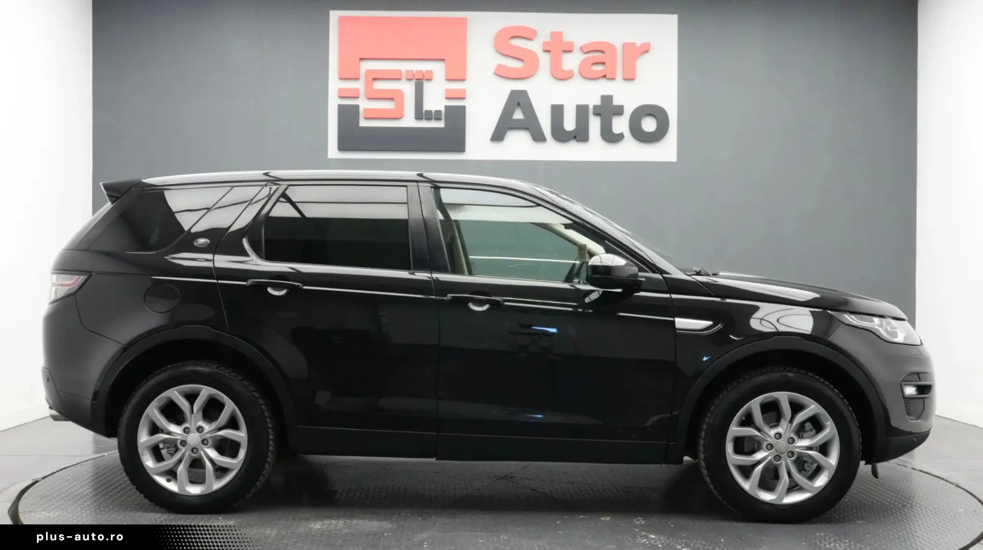 Land-Rover Discovery-Sport