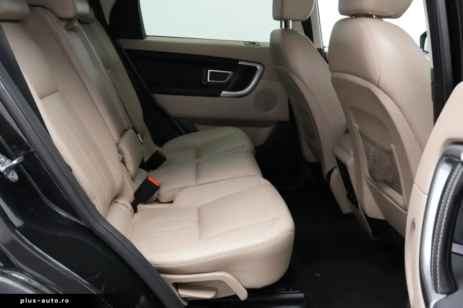 Land-Rover Discovery-Sport