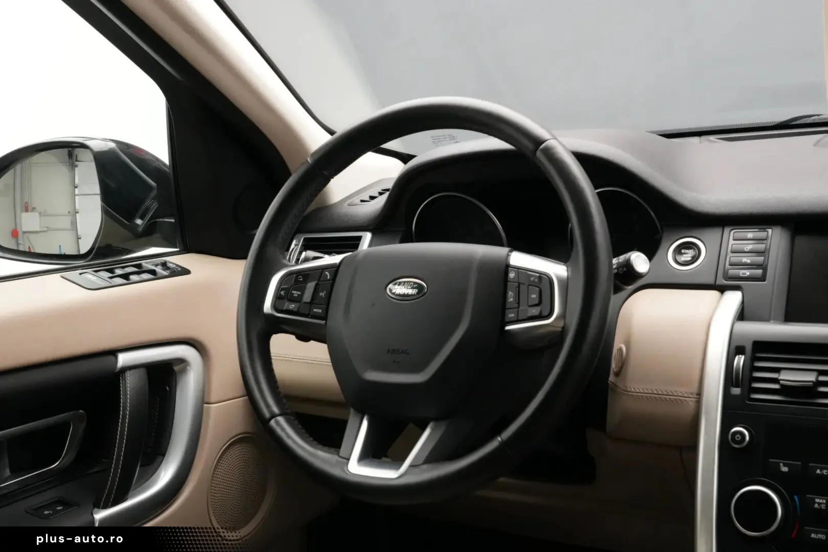 Land-Rover Discovery-Sport