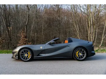 FERRARI 812 GTS FULL CARBON - Passenger DISPLAY