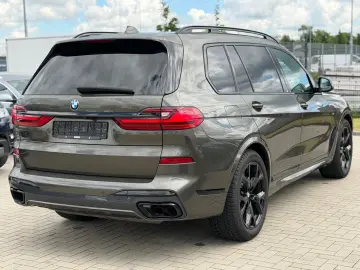 BMW X7 M50 i Sky Lounge  Bowers & Wilkins Voll