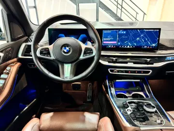 BMW X7 xDrive 40 d M Sport M SportPro Massage SKY HK