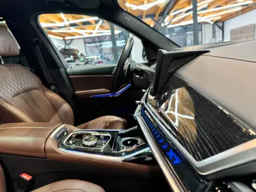 BMW X7 xDrive 40 d M Sport M SportPro Massage SKY HK
