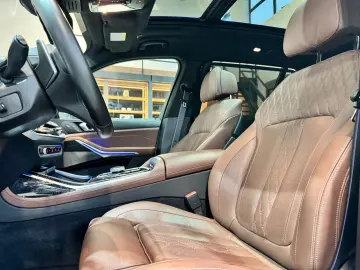 BMW X7 xDrive 40 d M Sport M SportPro Massage SKY HK