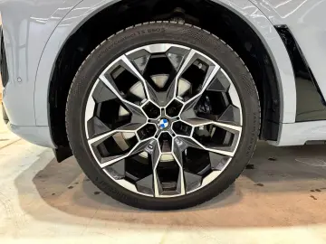 BMW X7 xDrive 40 d M Sport M SportPro Massage SKY HK