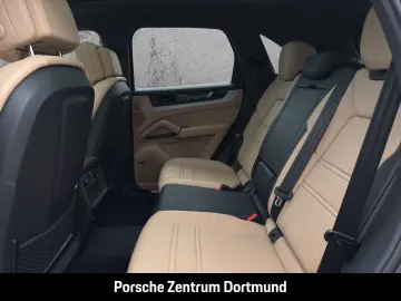 PORSCHE Cayenne BOSE Panorama Sportabgas Abstandtempomat