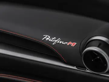 FERRARI Portofino M Carbon ADAS MagneRide 360  view