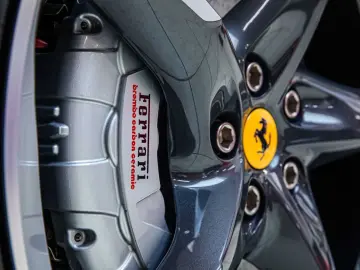FERRARI Purosangue - Vinaccia Lift - Carbon - VAT