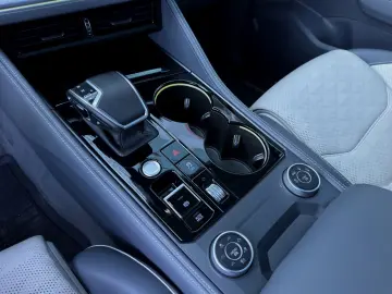 VW Touareg R-Line LUFT NIGHT MASS HUD AHK 360 PANO