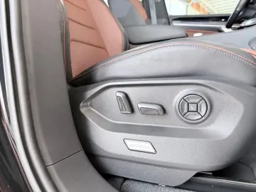 VW Touareg R-Line-Pano ACC AHK 360 Dynaudio Massage