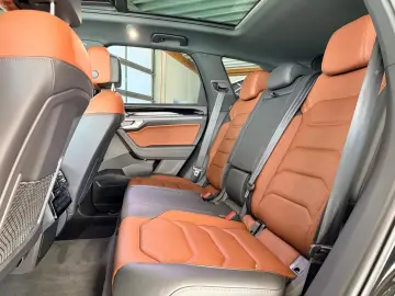 VW Touareg R-Line-Pano ACC AHK 360 Dynaudio Massage