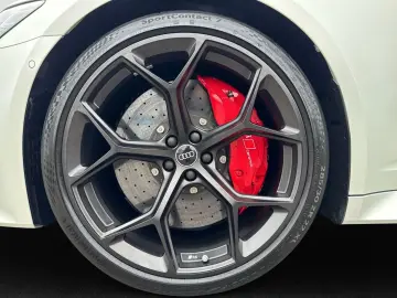 AUDI RS6 Avant performance 360  B&O Adv Keramik Sthz