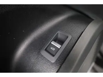 AUDI Q5 Sportback 40 TDI quattro S line AHK Pano Luft