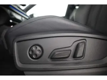AUDI Q5 Sportback 40 TDI quattro S line AHK Pano Luft