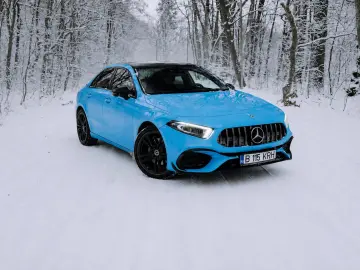 Mercedes-Benz A 220