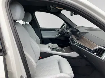 BMW X5 xDrive50e M Sport AHK SkyLounge H K LCProf.