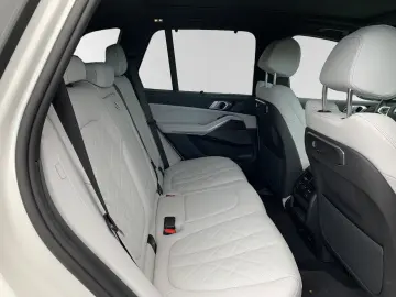 BMW X5 xDrive50e M Sport AHK SkyLounge H K LCProf.