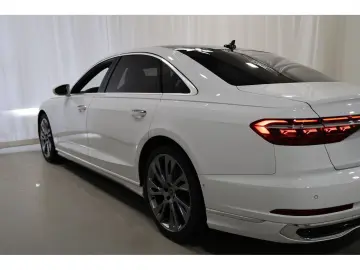 AUDI A8 50 TDI L quattro Standheizung B&O Allradlenku
