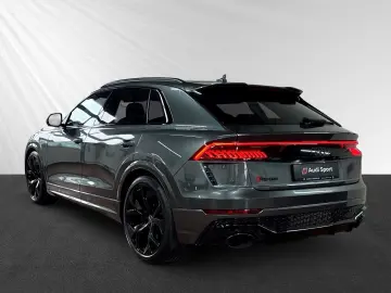 AUDI RSQ8 qu tiptro 360  AHK HuD Keramik Pano Sthz
