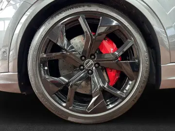 AUDI RSQ8 qu tiptro 360  AHK HuD Keramik Pano Sthz