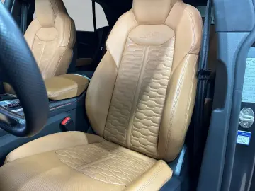AUDI RSQ8 qu tiptro 360  AHK HuD Keramik Pano Sthz