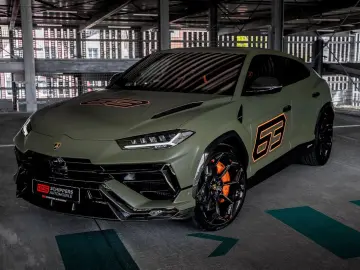 LAMBORGHINI Urus PERFORMANTE  ADAS  B&O CARBON AKRAPOVIC PPF