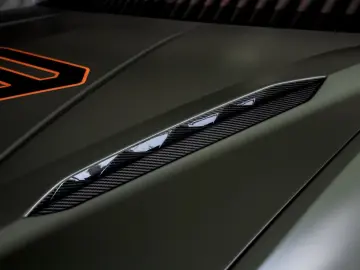 LAMBORGHINI Urus PERFORMANTE  ADAS  B&O CARBON AKRAPOVIC PPF