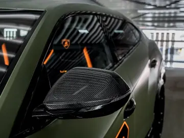 LAMBORGHINI Urus PERFORMANTE  ADAS  B&O CARBON AKRAPOVIC PPF