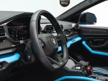 LAMBORGHINI Urus SE AD-PERSONAM MY2025 FULL-CARBON PANORAMA