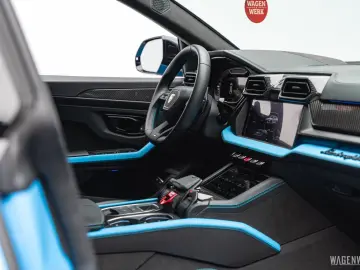 LAMBORGHINI Urus SE AD-PERSONAM MY2025 FULL-CARBON PANORAMA