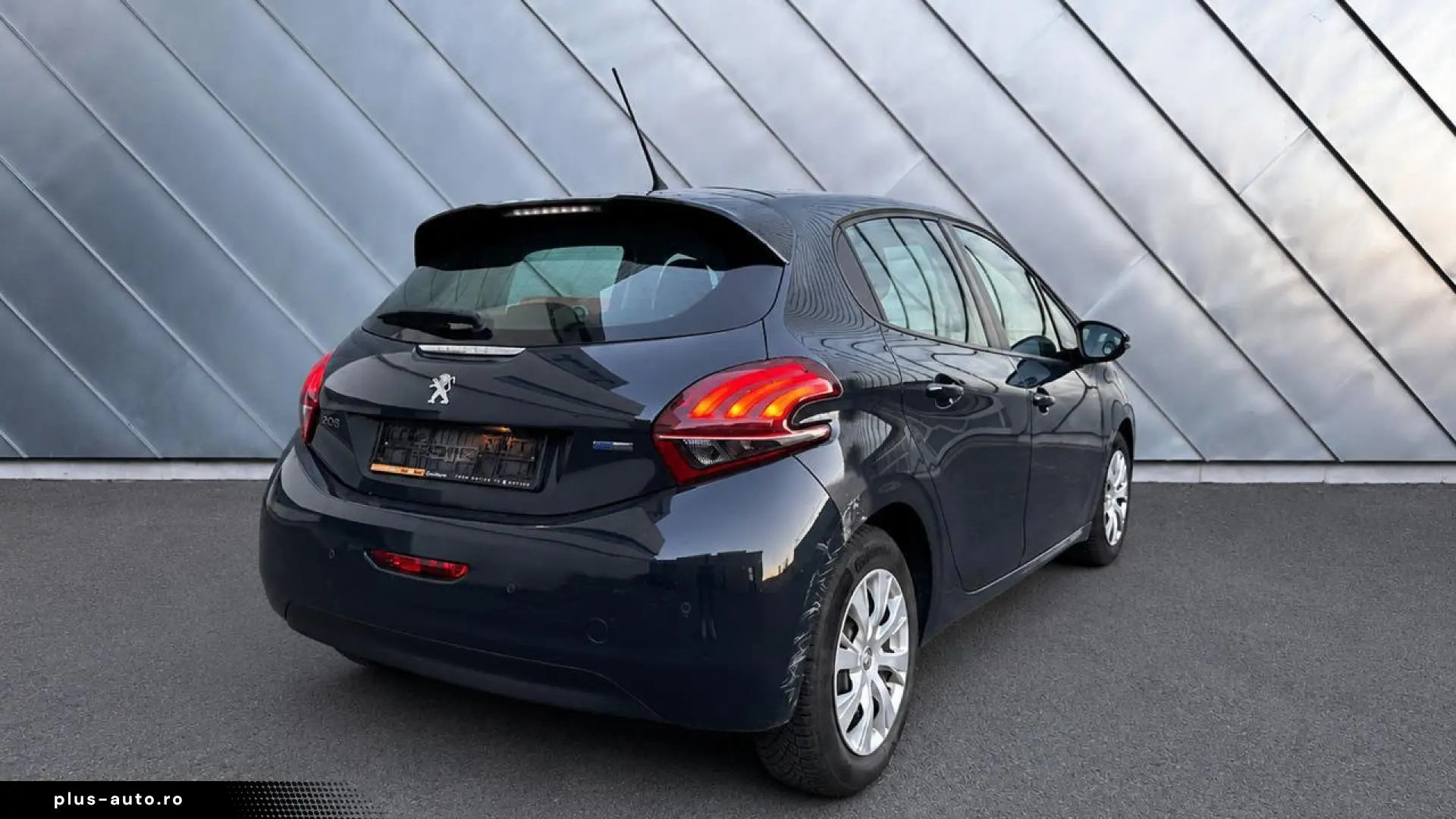 Peugeot 208 1.2 PureTech Automatic