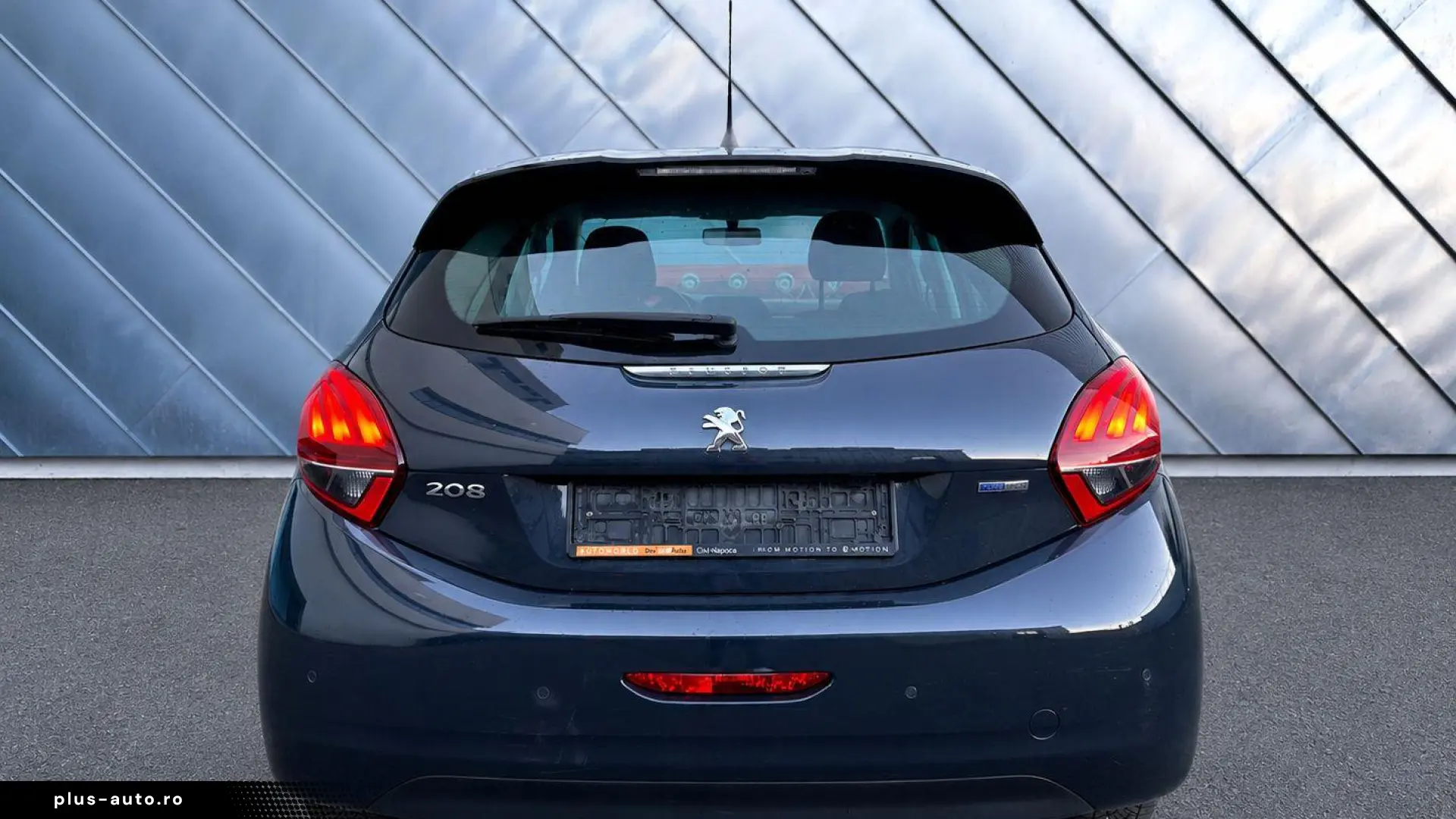 Peugeot 208 1.2 PureTech Automatic