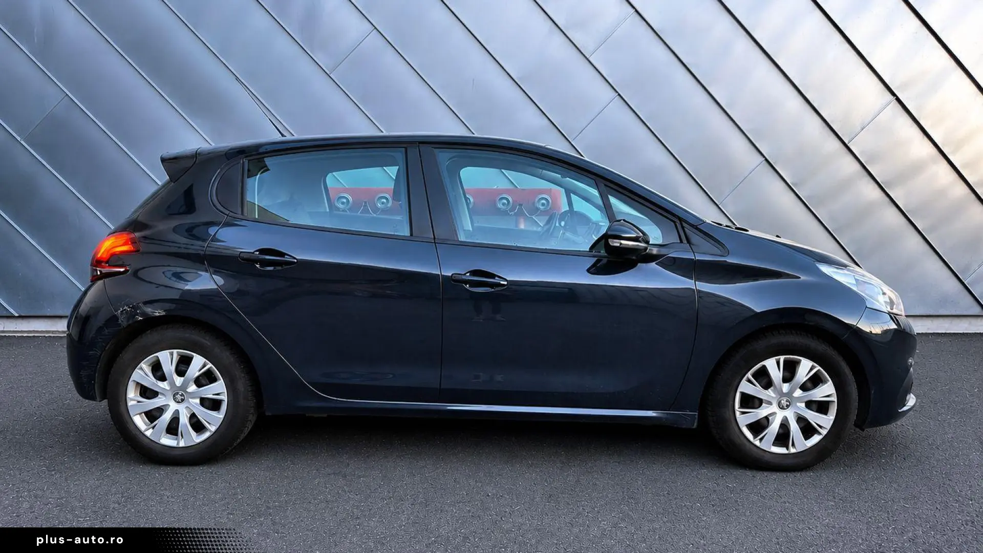 Peugeot 208 1.2 PureTech Automatic
