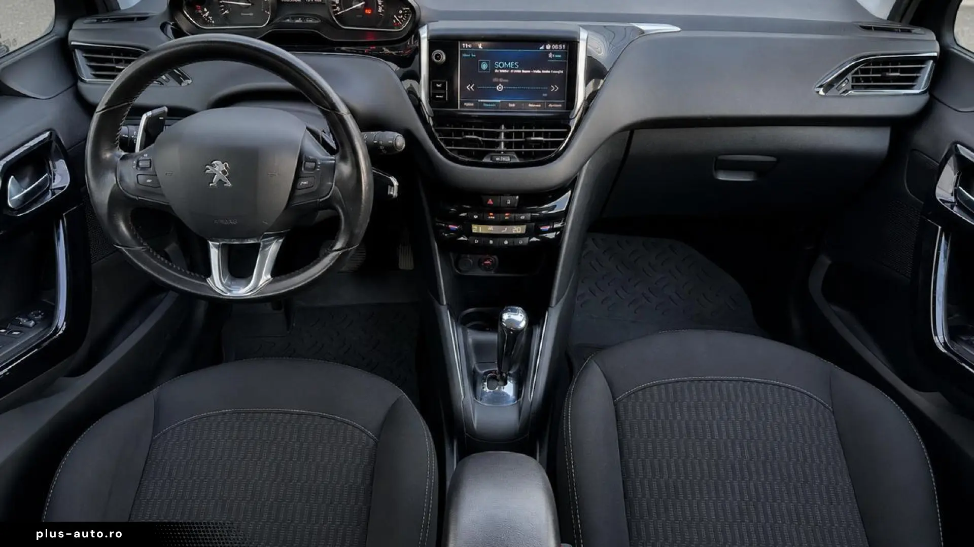 Peugeot 208 1.2 PureTech Automatic