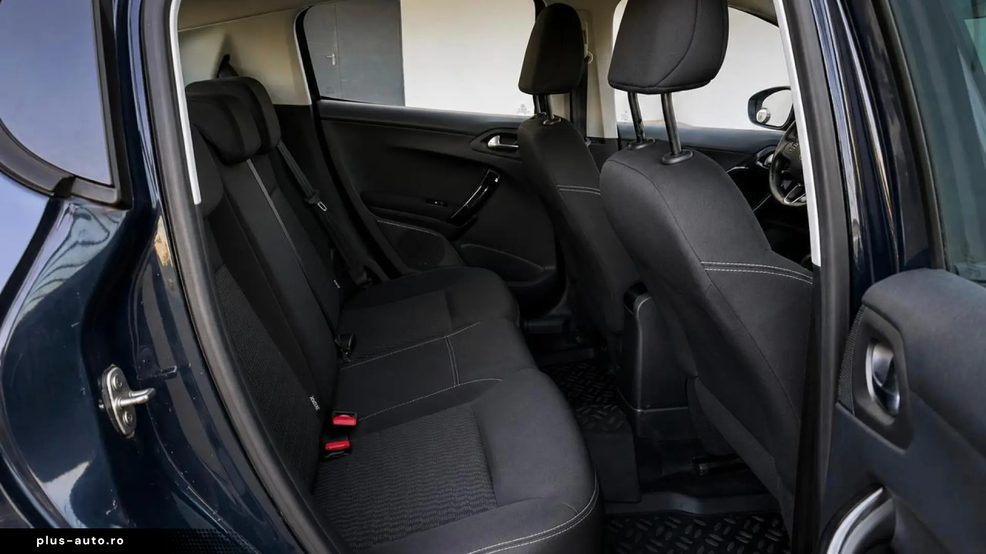 Peugeot 208 1.2 PureTech Automatic