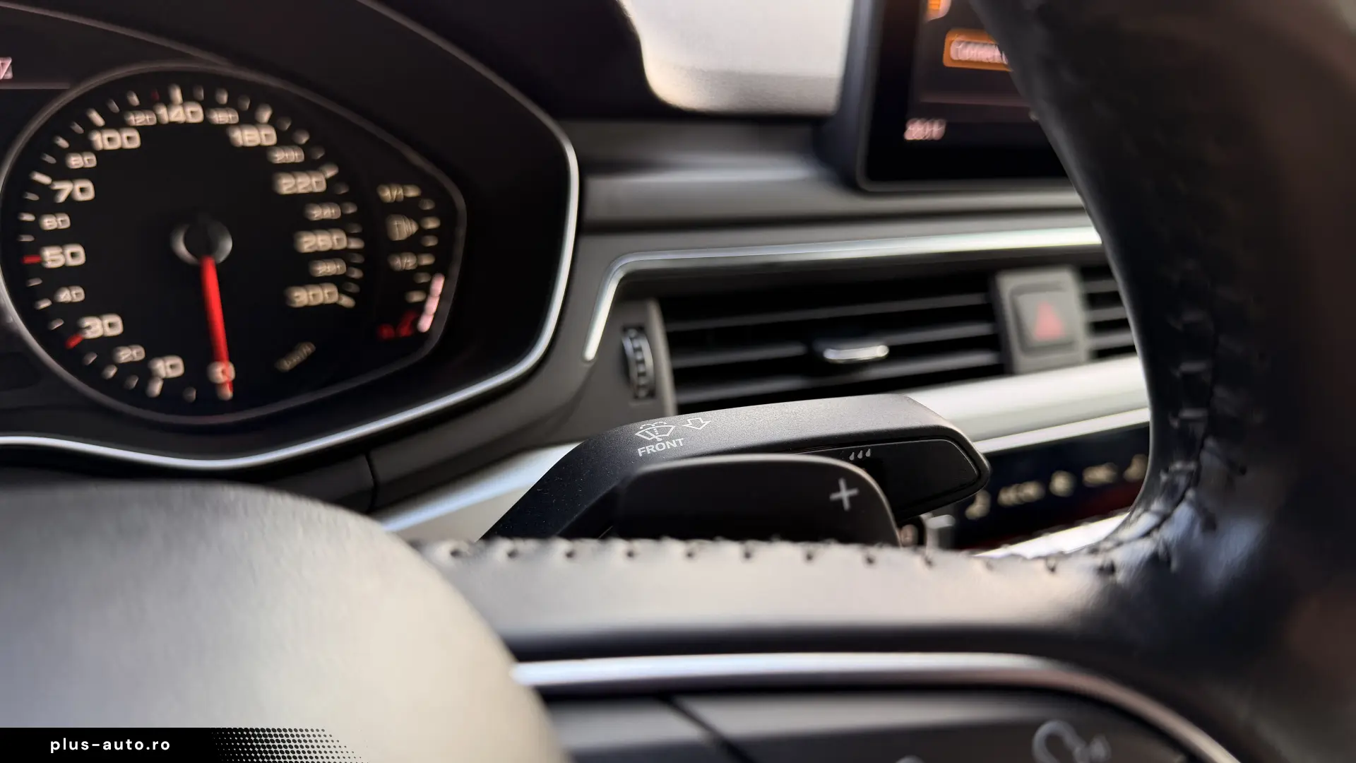 AUDI A4 2.0 TDI S TRONIC