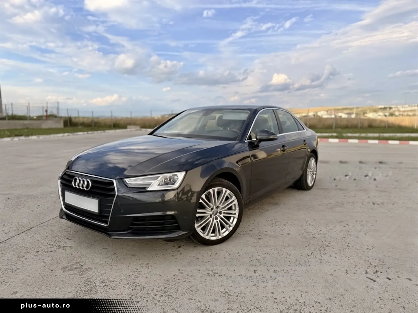 AUDI A4 2.0 TDI S TRONIC